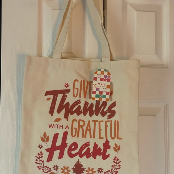 Sale‼️Give Thanks Print Tote Bag- NWT - Picture 2 of 4
